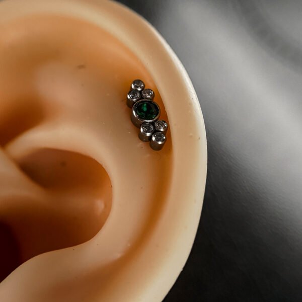 Labret couleur verte idéal oreille V5 1.2x8MM – Image 2